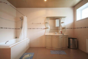 Apartment on Tolstogo